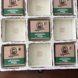 Dr. Squatch Frosty Peppermint Soap LOT (2) Bars 5oz LIMITED EDITION for  Sale in El Paso, TX - OfferUp
