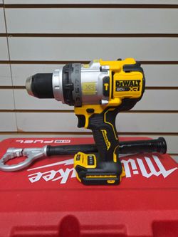 NEW DeWalt 20V XR Brushless 3-Speed Hammer Drill DCD1007B