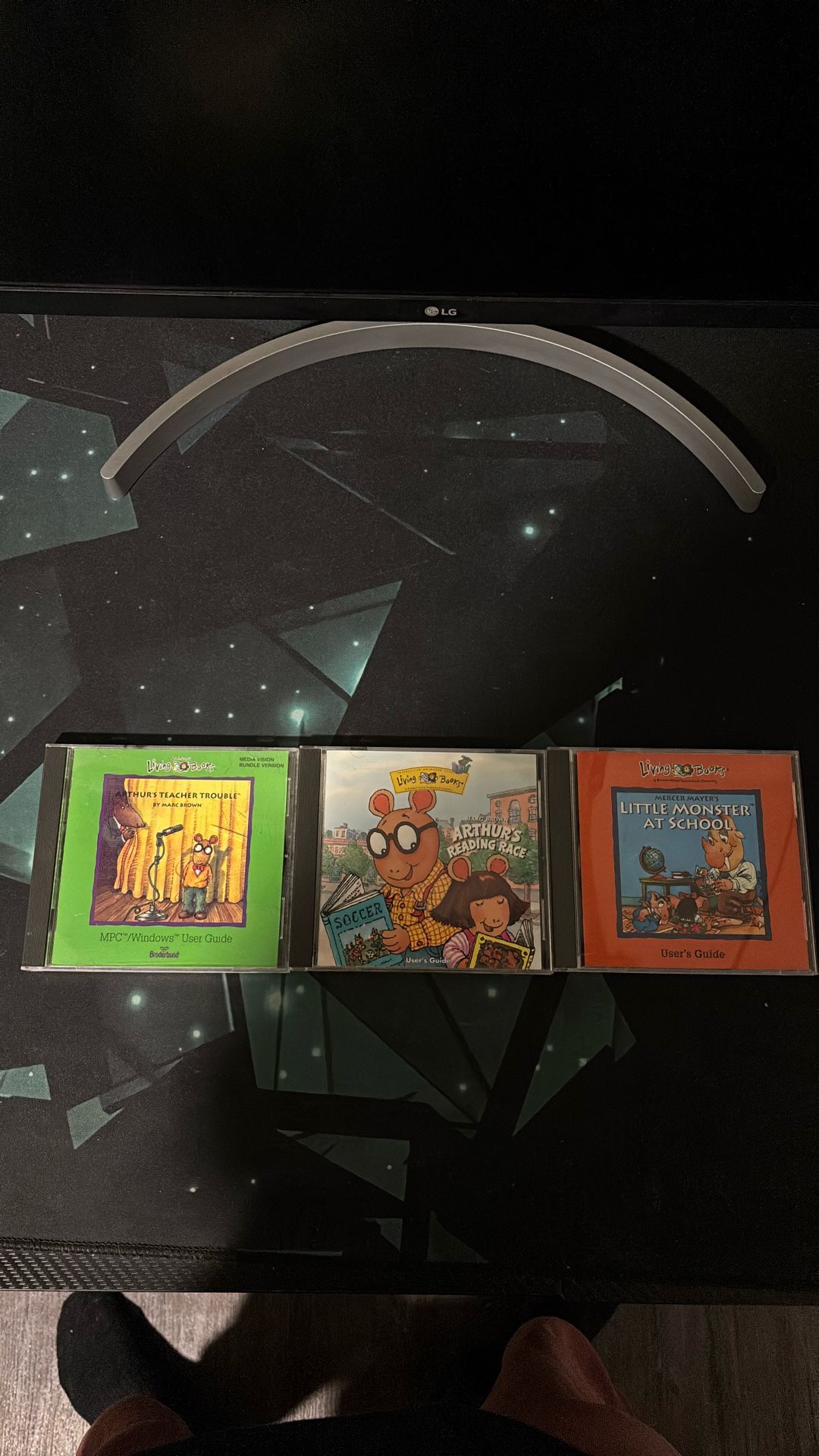 Living Books Arthur's Teacher Trouble (1992) Arthur's Reading Race (1996) Mercer Mayer's Little Monster At School (1994)