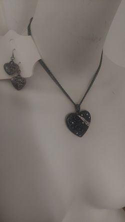 Silver And Black Heart And Roses Set