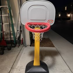 Little Tikes Kids Basketball Hoop – Great Condition