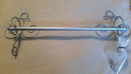 Scrolled towel bar 18"