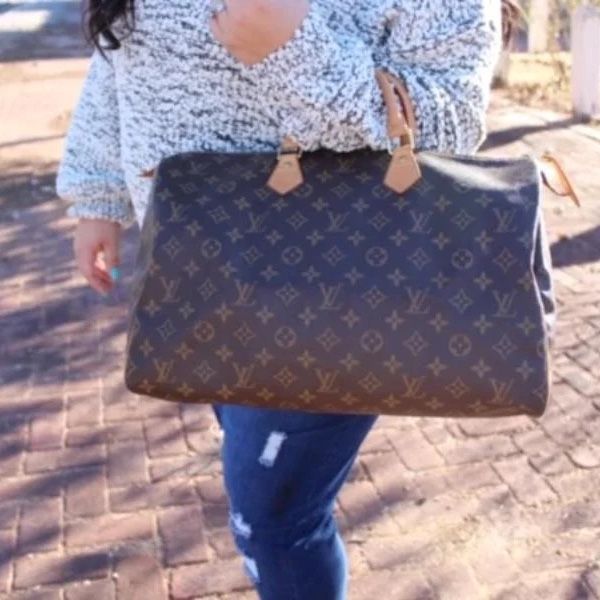 Louis Vuitton Speedy 35 bando for Sale in Huntington Beach, CA - OfferUp