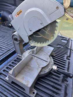 Makita miter saw