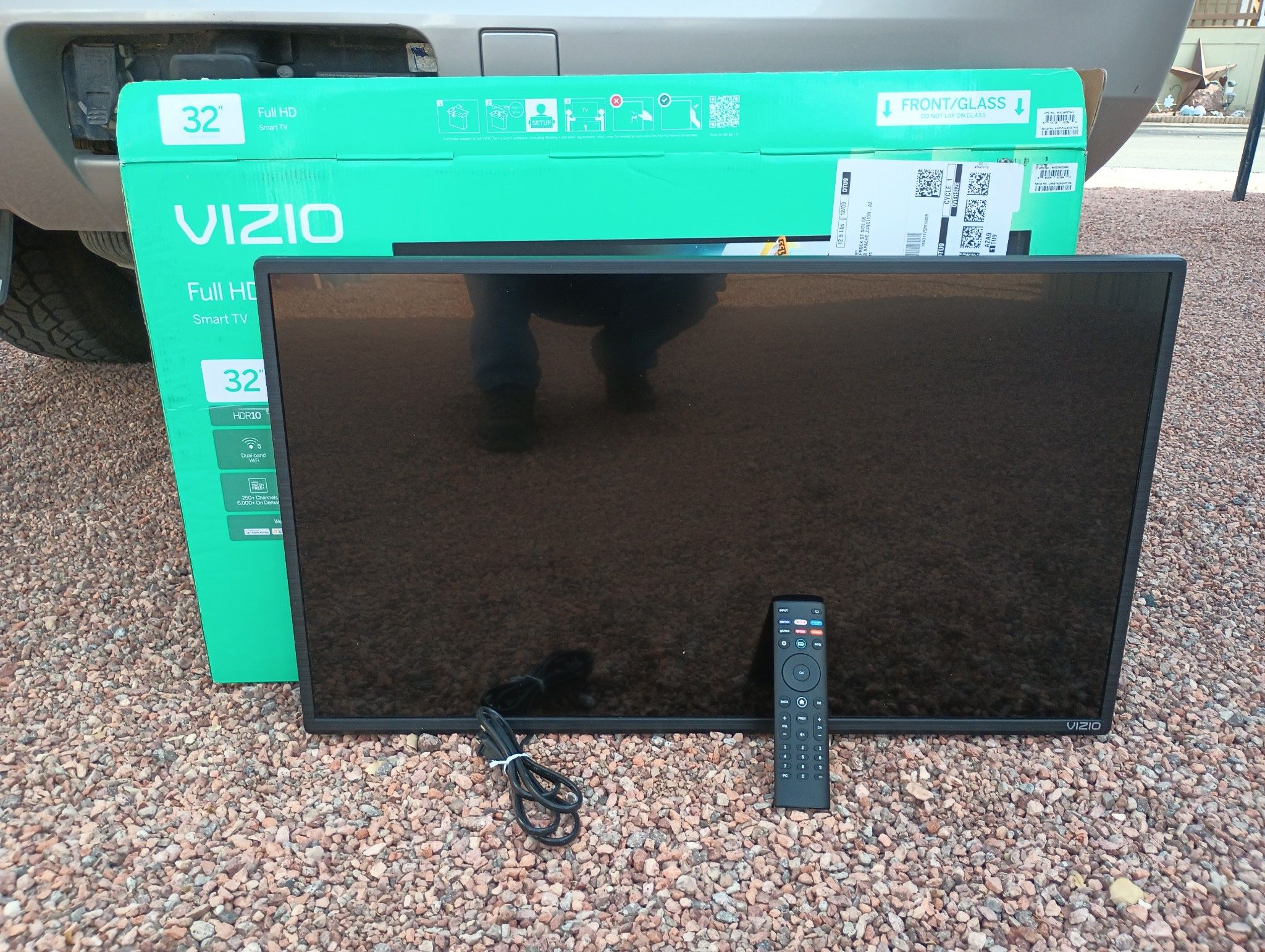 Visio 32” Smart TV With Remote