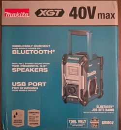 Makita XGT 40V Max Bluetooth Job Site Radio GRM02