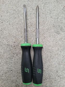 Desarmadores Snap-on de estrella y plano