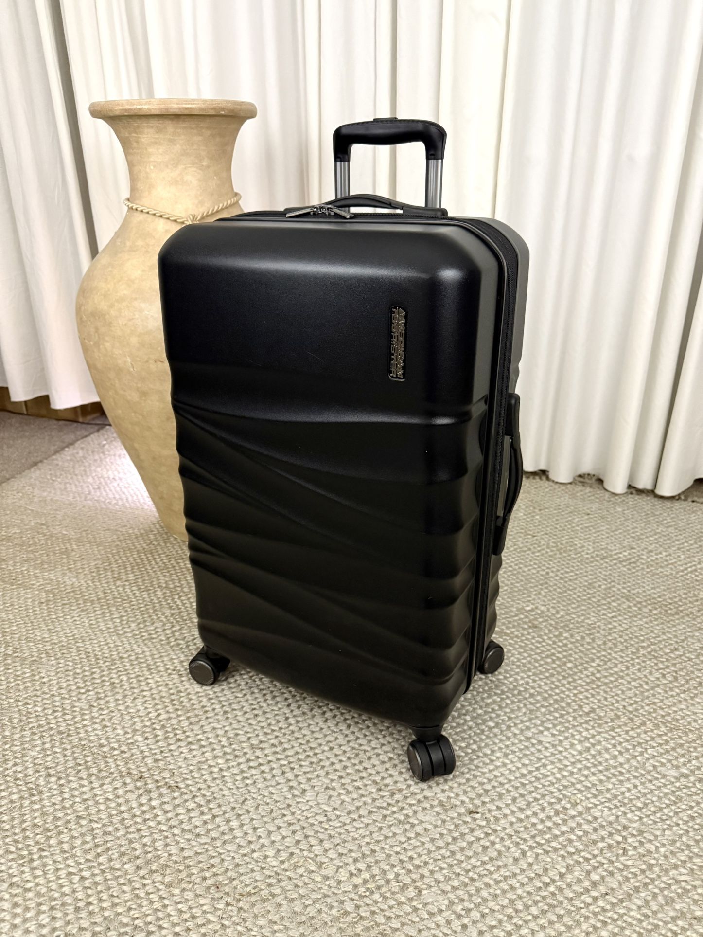 Medium Size Hardside Suitcase 26" 