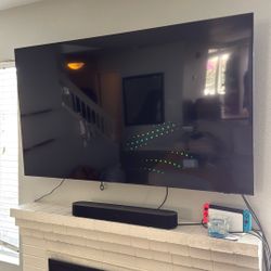 57” Samsung TV with Sonos Sound Bar And 3 Sonos Speakers 