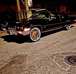 1971 Cadillac Coupe Deville .