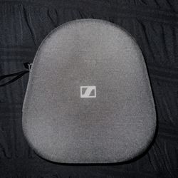 Sennheiser - MOMEMTUM 4 Wireless Adaptive Noise-Canceling Over-The-Ear Headphones - Black