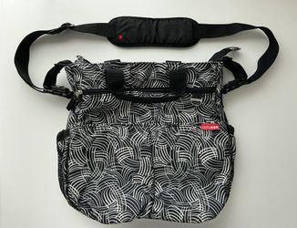 Skip Hop Signature Duo Diaper/Travel/Stroller Bag - Dark Gray/White
