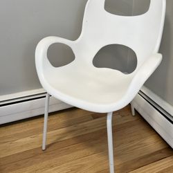 Sturdy Plastic Chair
