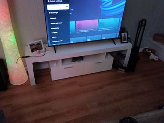 Element Large Flat Screen Smart TV