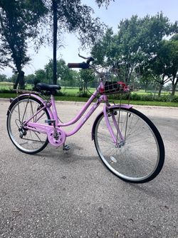 Women bike