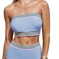Woman’s 2 piece bandeau bikini!! Size large