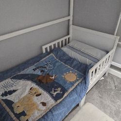 Wooden Toddler Bed