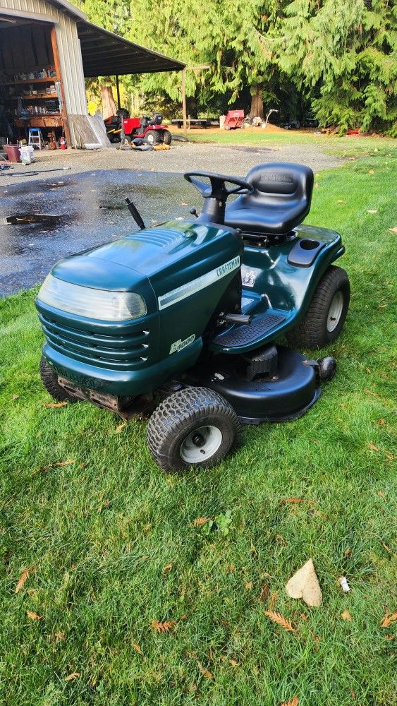 Craftsman Riding Mower 