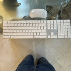 Apple Magic Keyboard with Numeric Keypad: Wireless, Bluetooth, Rechargeable. 