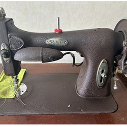 Sewing Machine With Chair 