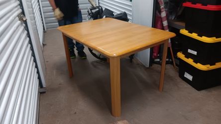 Free - strong wooden table - no chairs