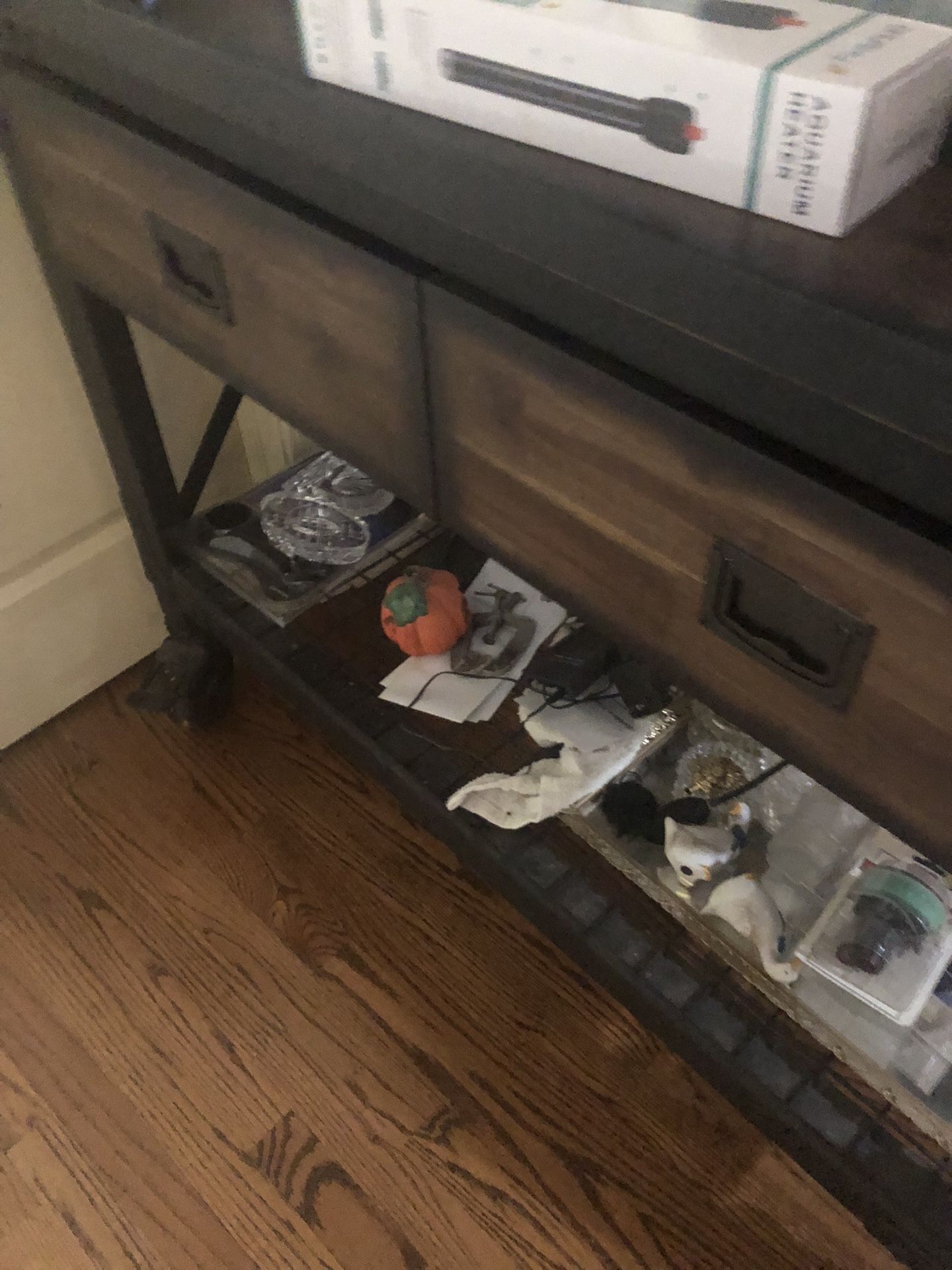 Mesh Top, (2) Auto Feeders, Heater, 2-drawer Wheeled Stand