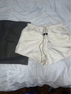 Essentials Nylon Cloud Dance Shorts