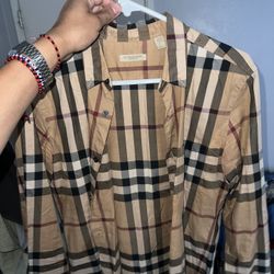 Original Burberry Shirt Size Small But Fits Like A Medium 