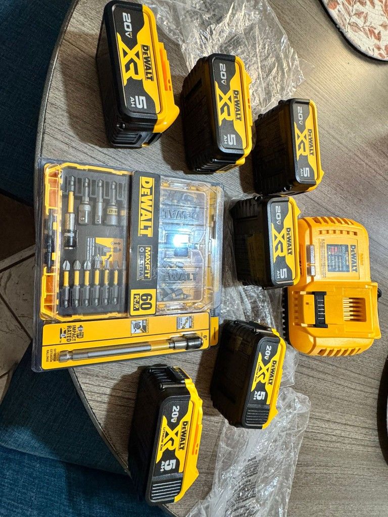 Battery Dewalt