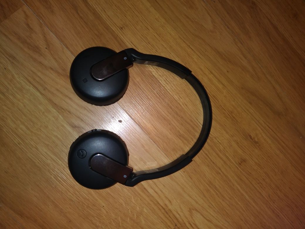 Sony Bluetooth headphones