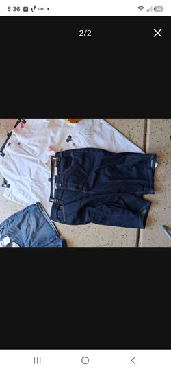 Ladies Bermuda Shorts.  New Sz 16-18. $8 Each