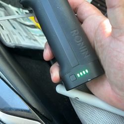 DJi. Ronin Battery Grip 