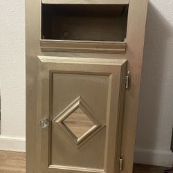 Unique Cabinet