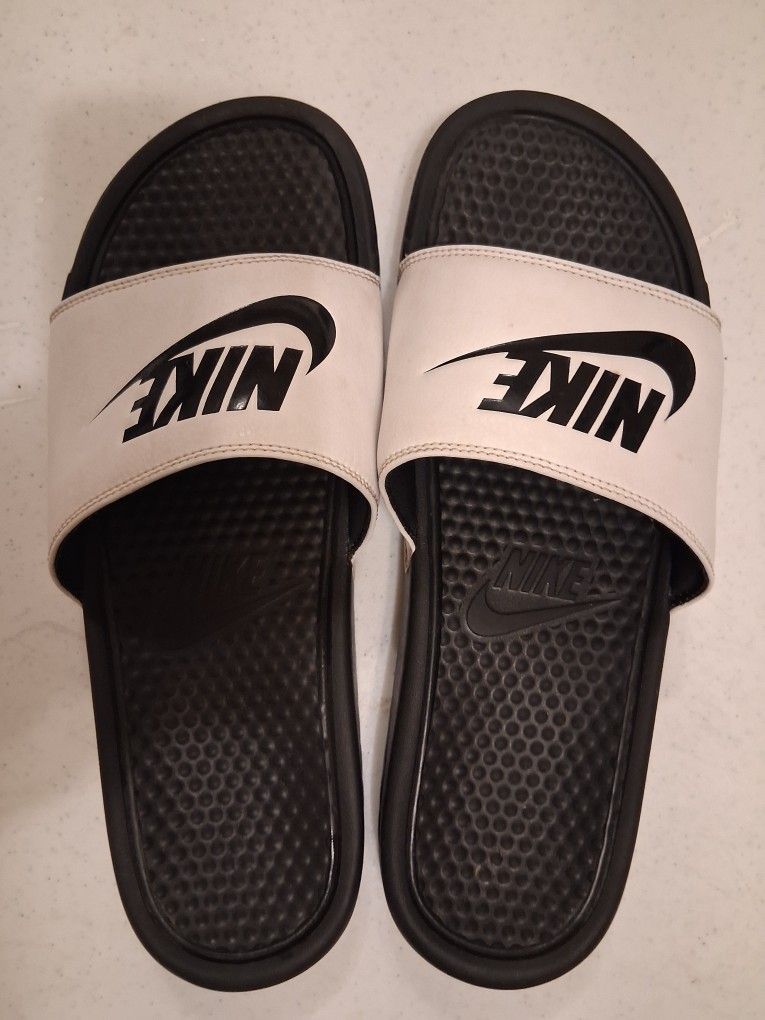 Nike Slides Sz 12 $20