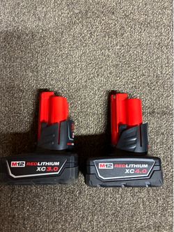 MILWAUKEE BATTERIES