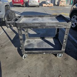 Rubbermaid Cart