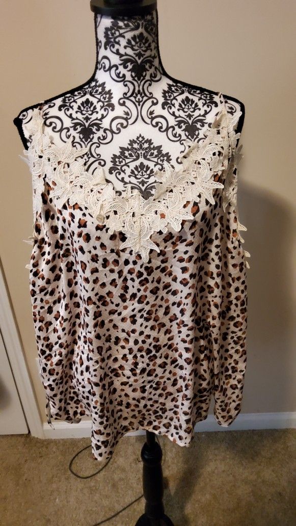 Perfectly Priscilla Leopard Print Lace Trim Women's Top Size 3X