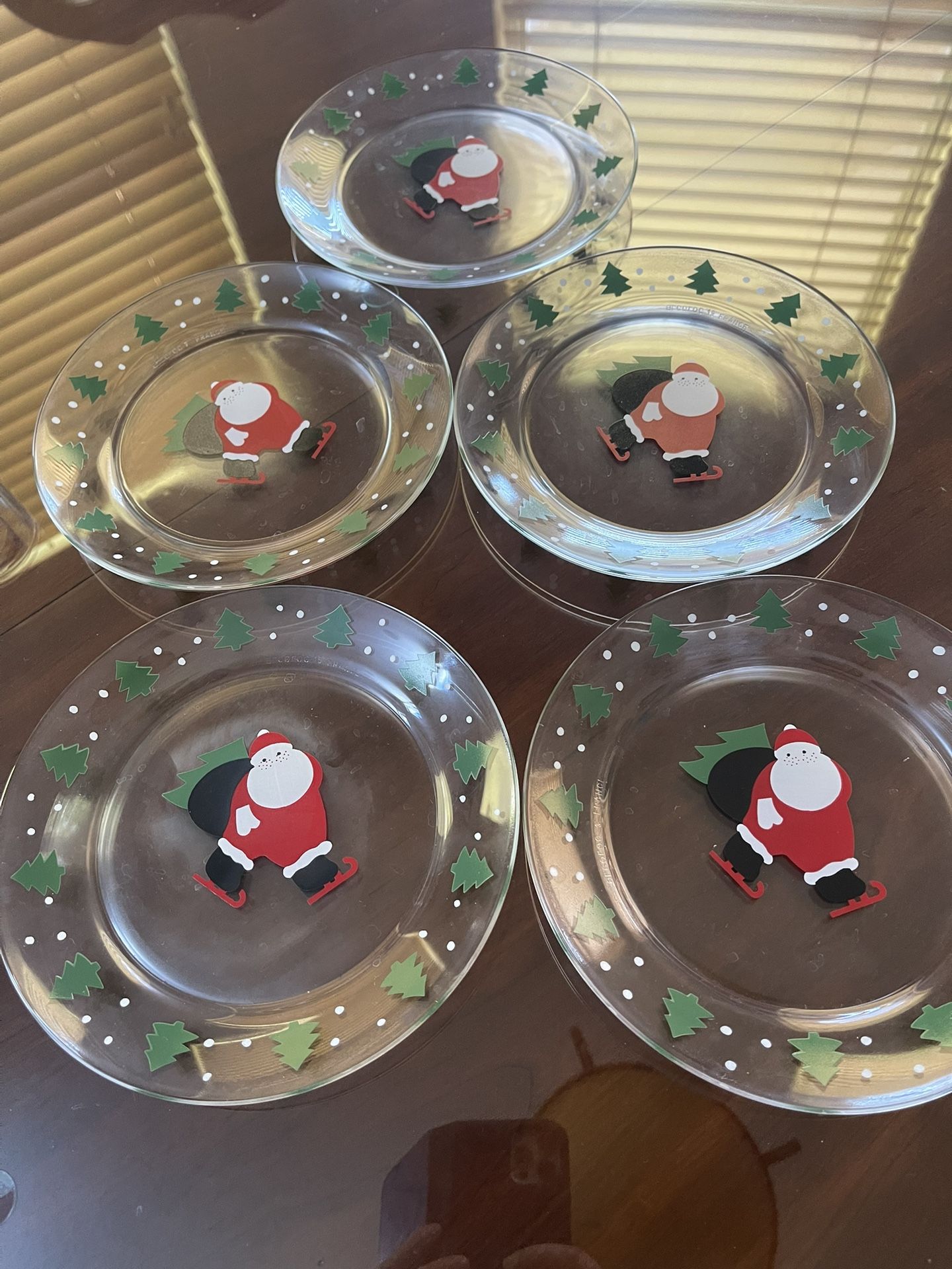 Vintage ARCOROC Santa on Skates Salad Dessert Plate(s) Christmas Trees - France