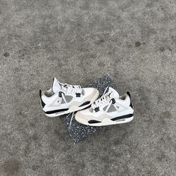 Jordan 4 Military Black Size 9 Men Preowned