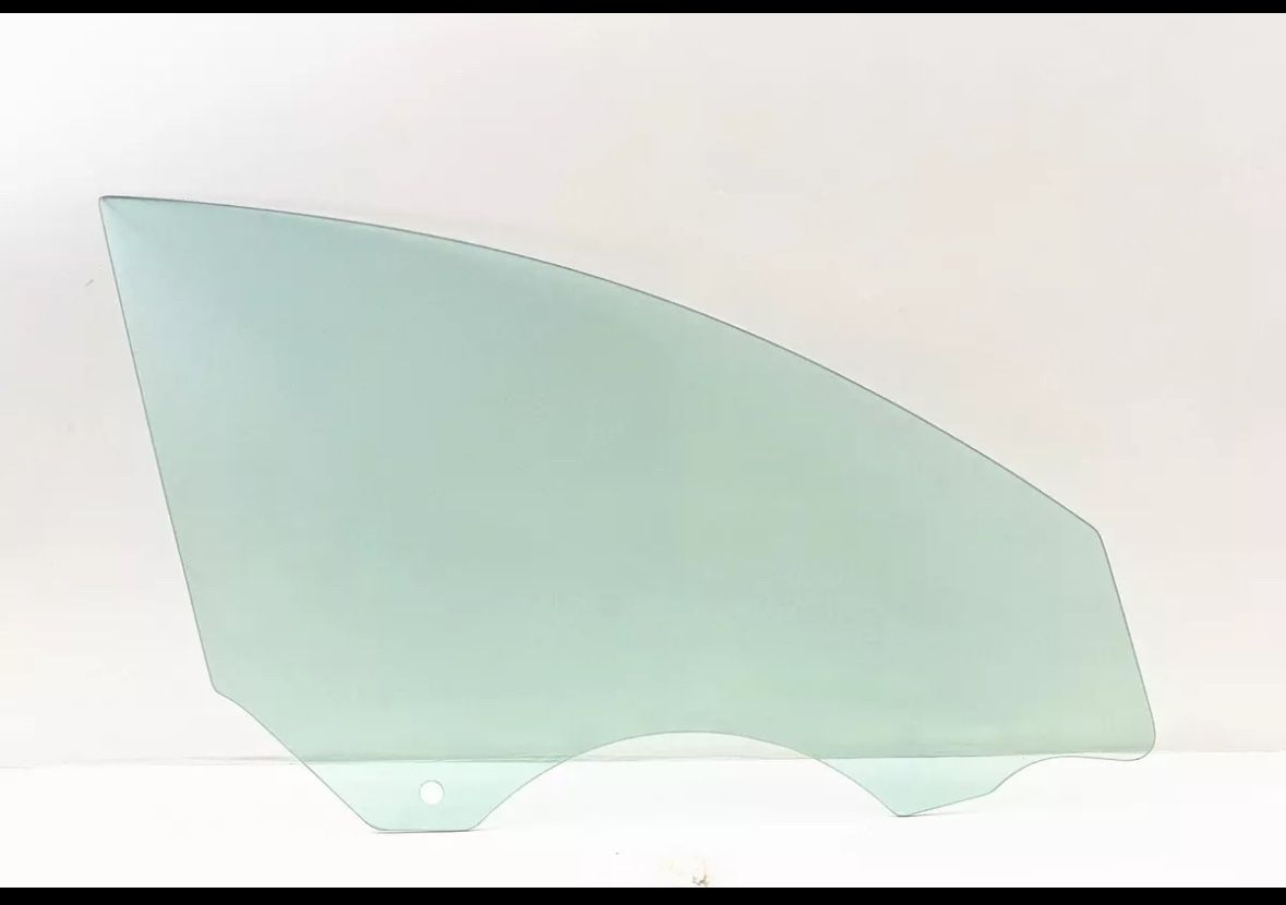 2024 Tesla Model Y Front Passenger Glass