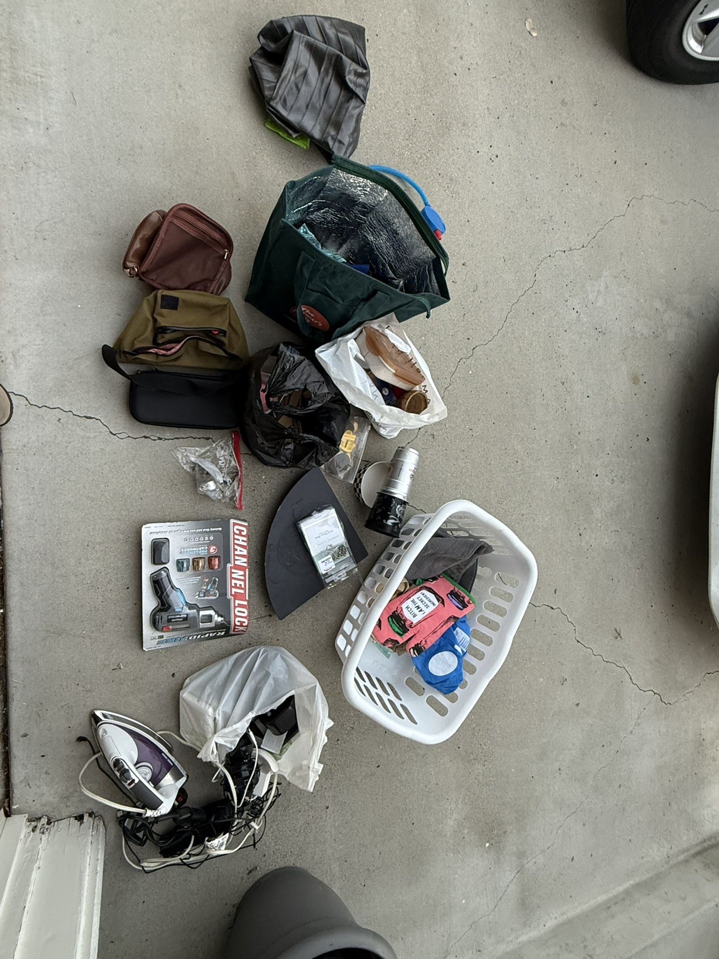 FREE HOME GOODS