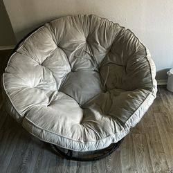Living Room Seat 