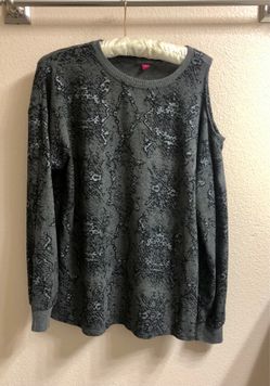 Vince Camuto sweater