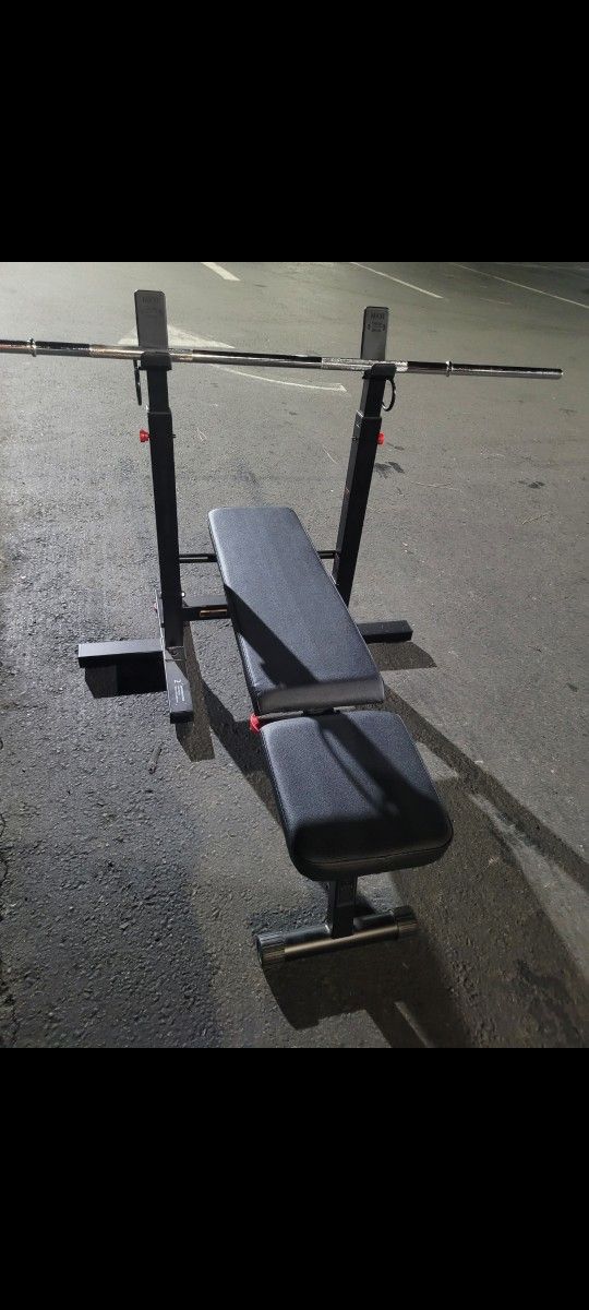 bench press n weights