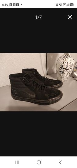 Vans tennis shoes