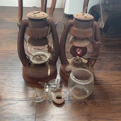 Vintage Elgin Oil Lanterns With Star Bottom Original No. 10 Glass Globe
