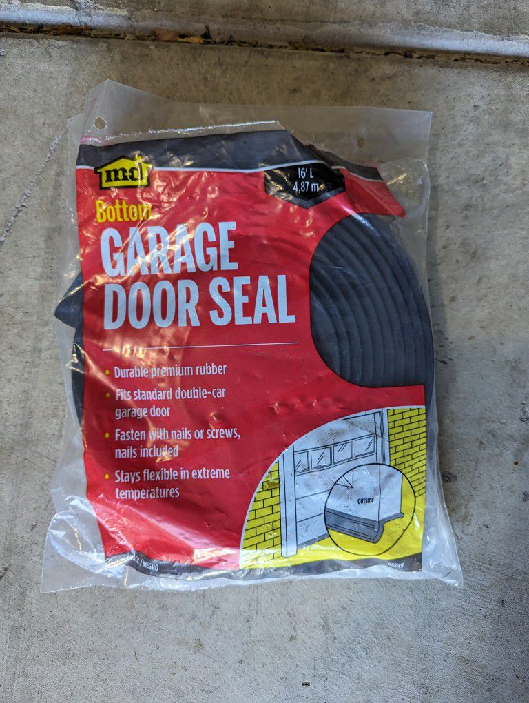 Garage door seal