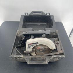 Craftsman Circular Saw 7 1/4 with case ( Working) 