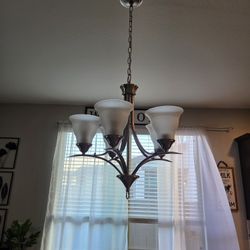 Kitchen Island And Over Dining Table Light Fixtures 