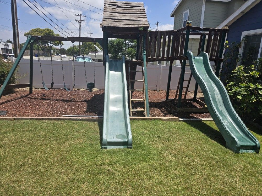 Large Wooden Playset – Slides, Swings, Clubhouse, Rock Wall
